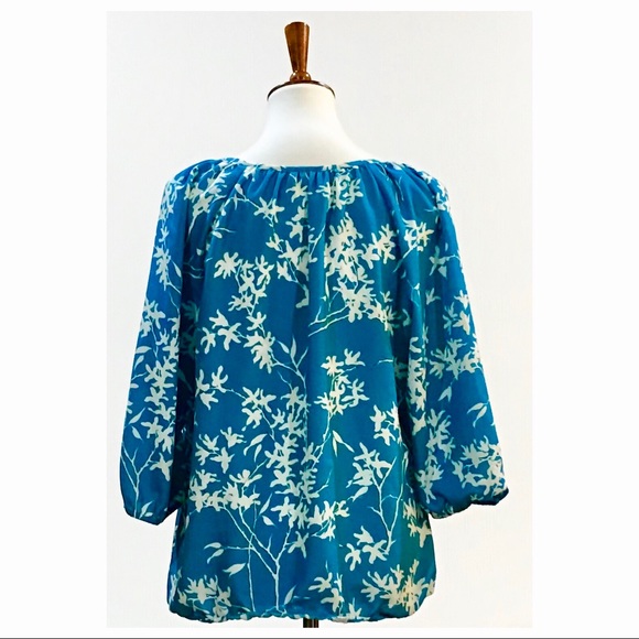 Loft Blue Floral Print Tie V-Neck 3/4 Sleeve Top - Picture 2 of 6